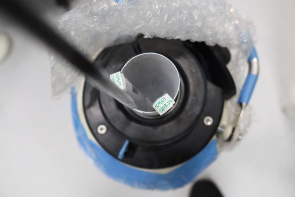 Inside the MVE cryogenic dry shipper